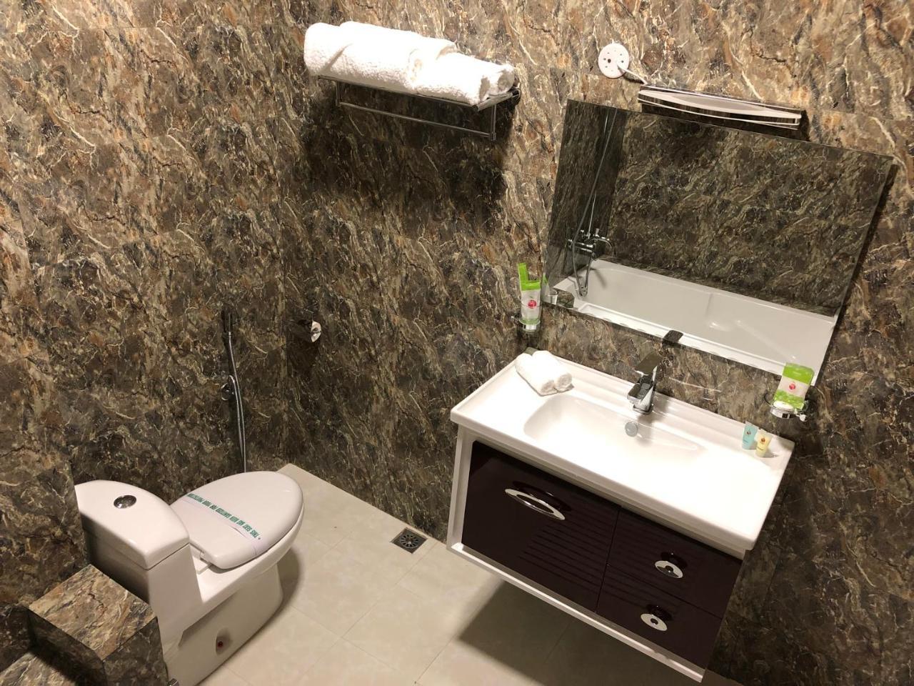 Legphel Hotel Пхунчхолинг Экстерьер фото